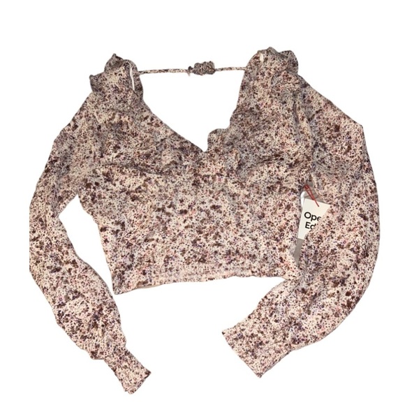 NWT Open Edit Ruffle V-Neck Top In Ivory Multi Flower Fields size Small - Picture 2 of 14